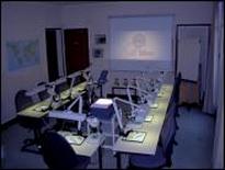 Cliquer pour agrandir la photo de la salle des cours
