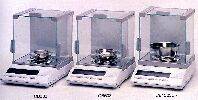 Balance &agrave; carat pour diamant et pierre pr&eacute;cieuse