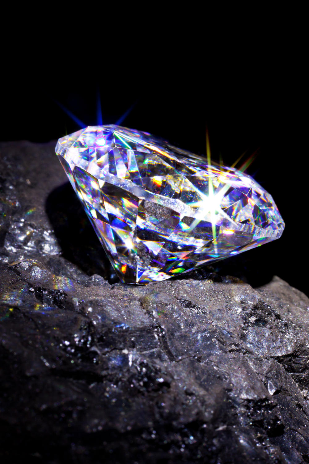 Diamant brut : guide complet sur le diamant extrait des mines