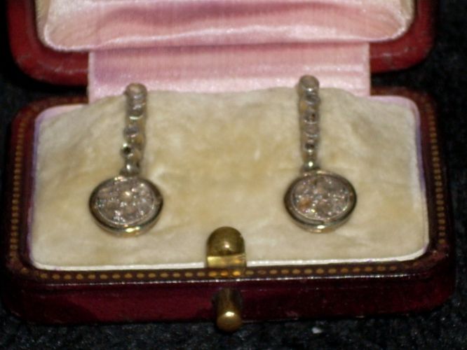 Boucles d'oreilles ancienne
