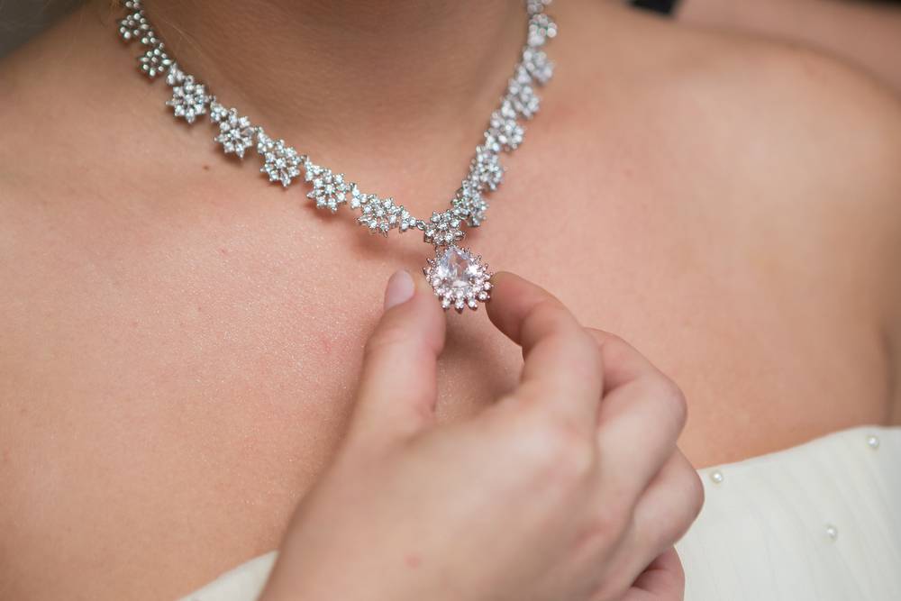 Collier en or blanc diamant