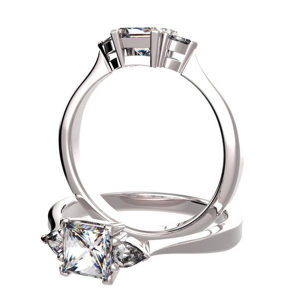 Bague épaulée avec 2 diamants poires