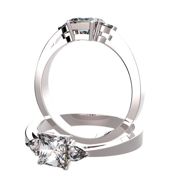 bague épaulée avec 2 diamants tapers